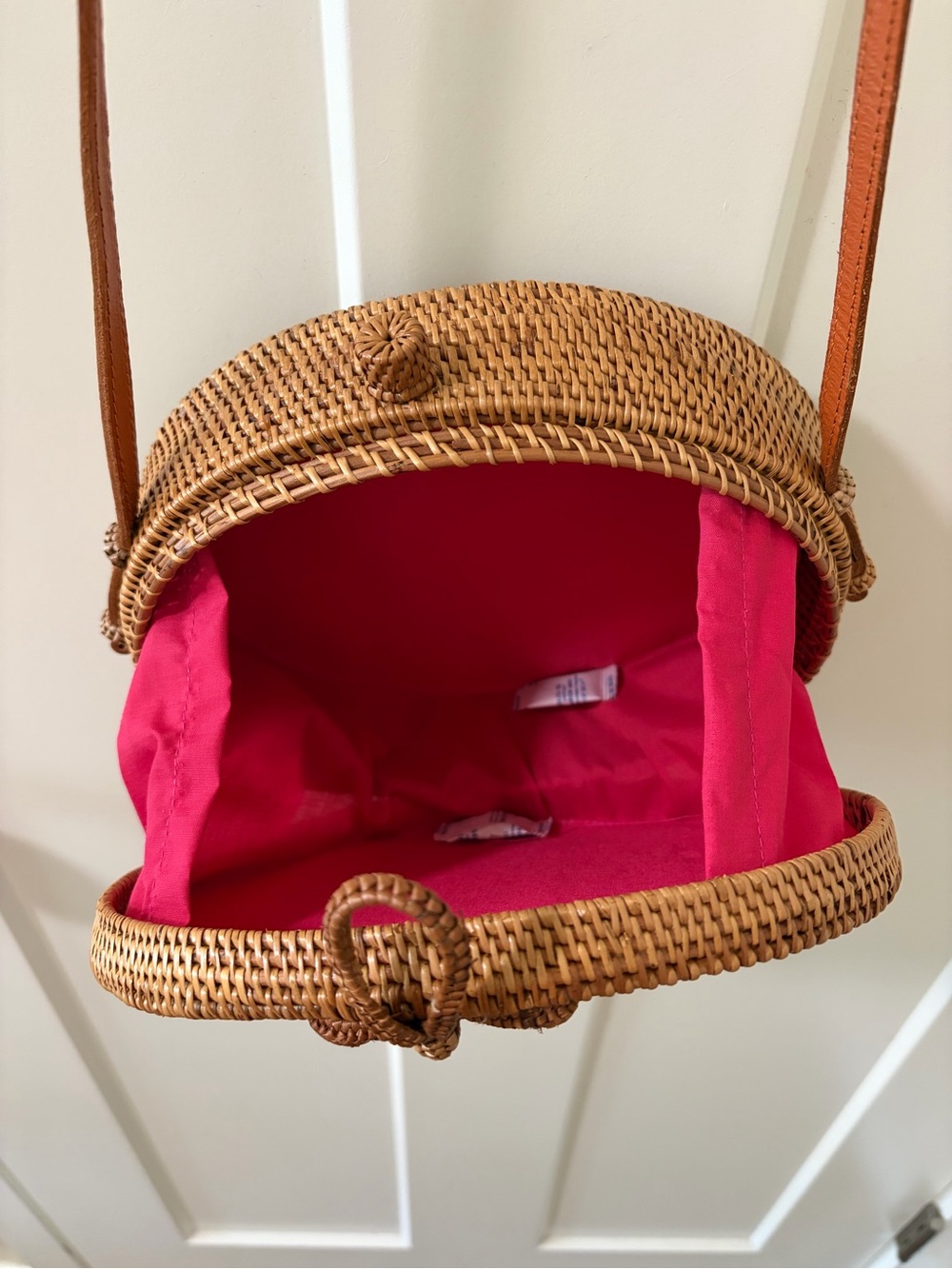 Lily & Bean Oval Rattan Crossbody Bag - Bumble Bee Personalised SM, Wicker Purse - Picture 6 of 8